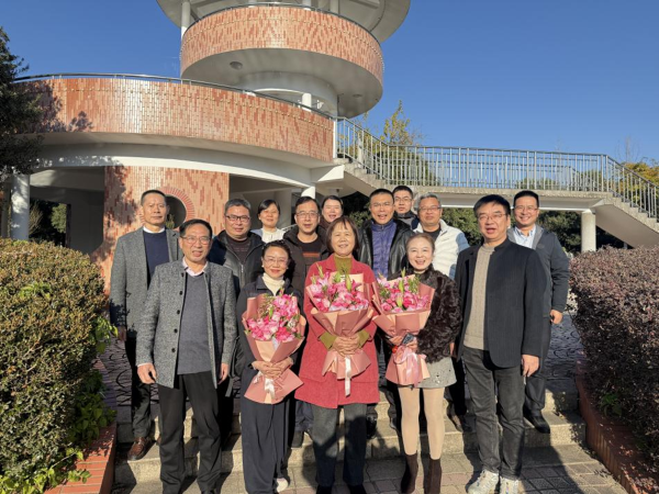 1765937240616625.png 图片1.png