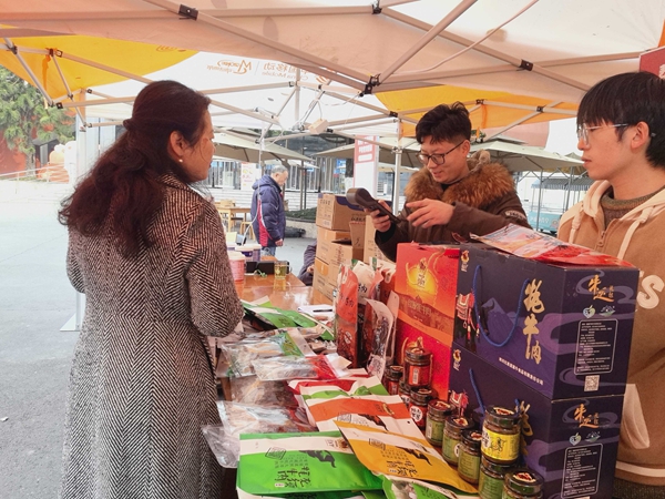 1765939811874399.jpg 4.jpg