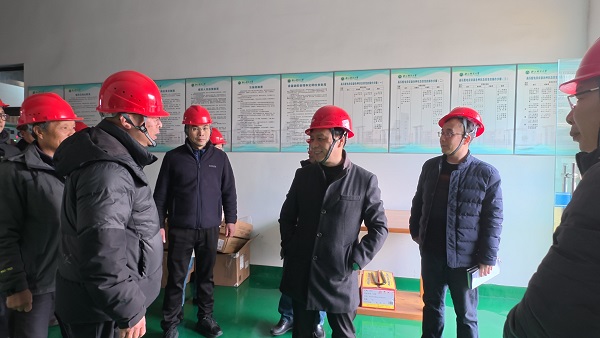 1766565569958553.jpg 1.朱毅峰一行检查高配房.JPG